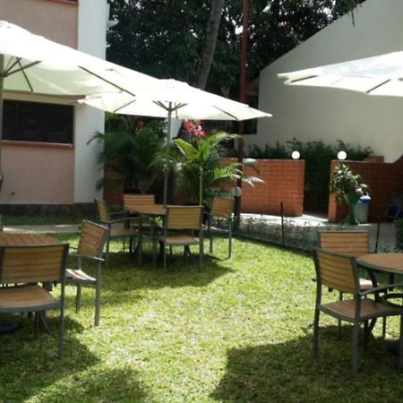 Indiana Beach Apartments Bamburi Εξωτερικό φωτογραφία