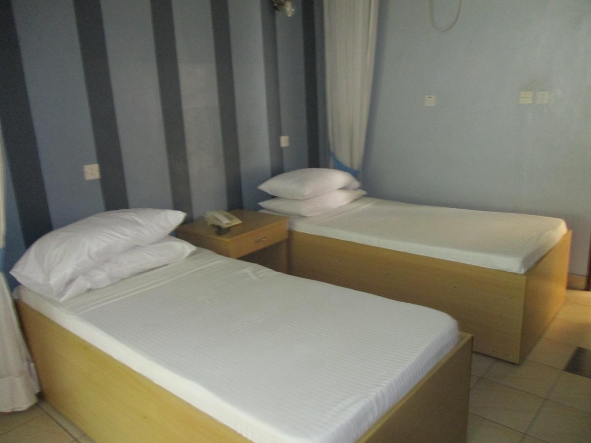 Indiana Beach Apartments Bamburi Εξωτερικό φωτογραφία