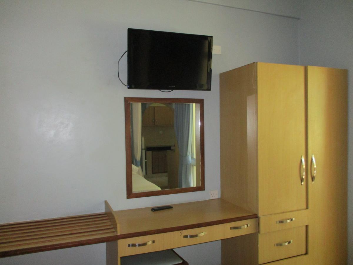 Indiana Beach Apartments Bamburi Εξωτερικό φωτογραφία